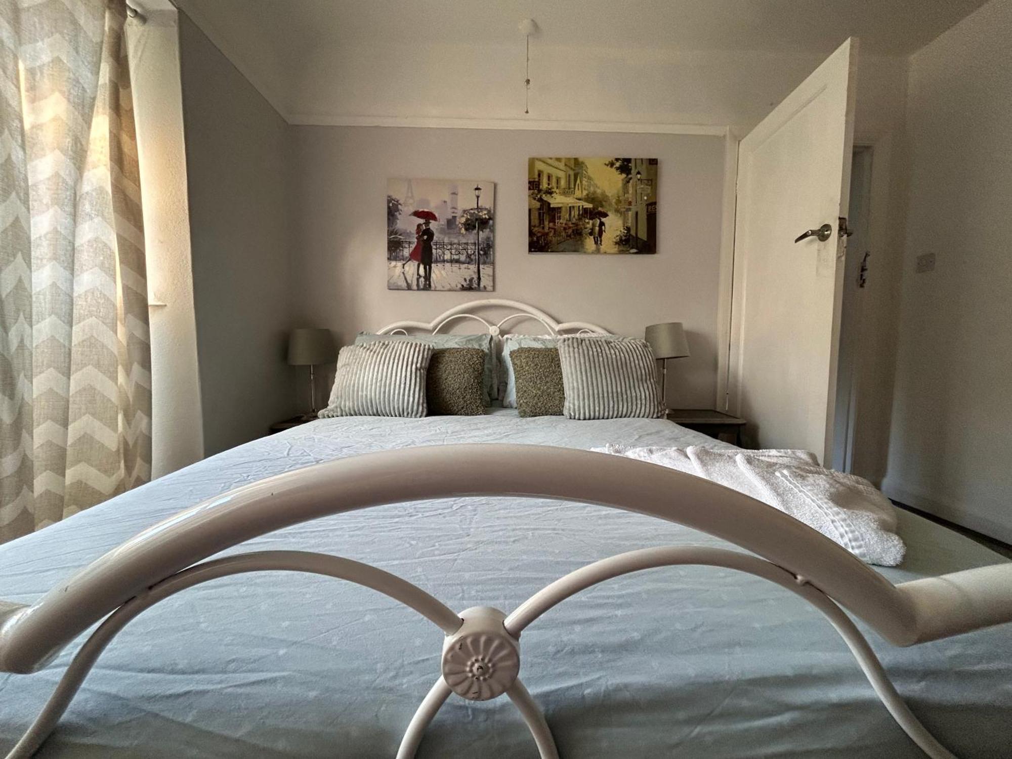 Ferienwohnung Redditch Rest Near Town Centre & Transport Links Exterior foto